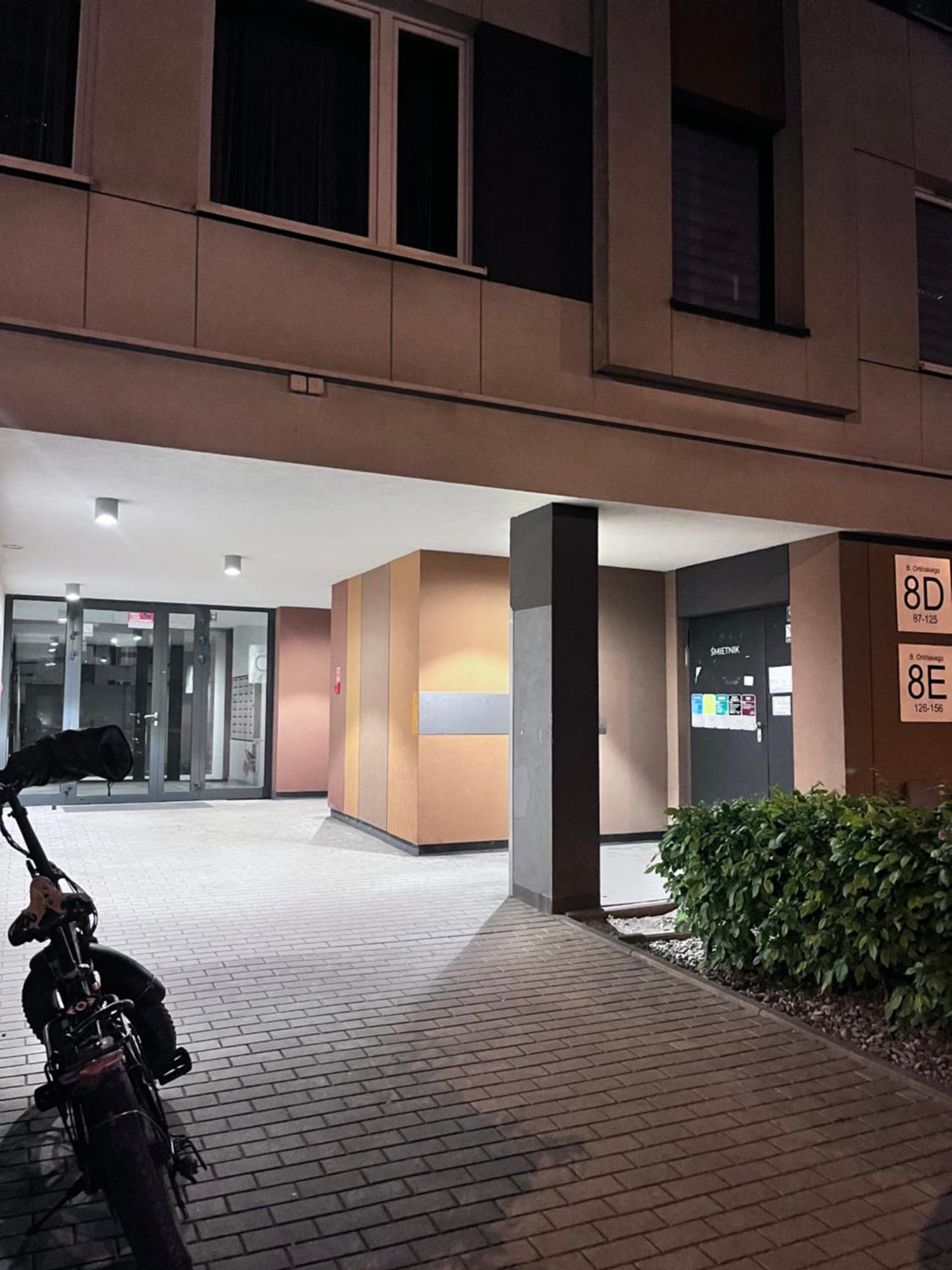 Pokuj Czyzyny Hotel Cracóvia Exterior foto